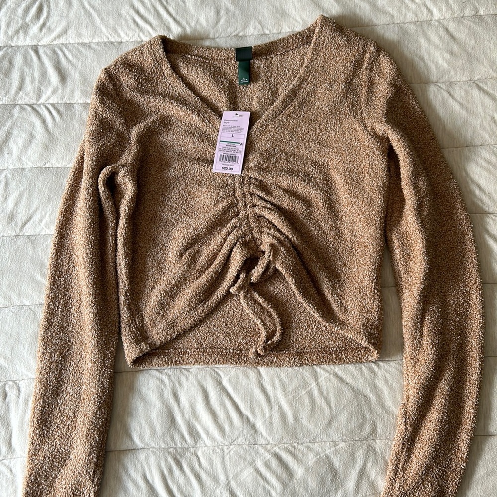 Fuzzy sweater never worn
